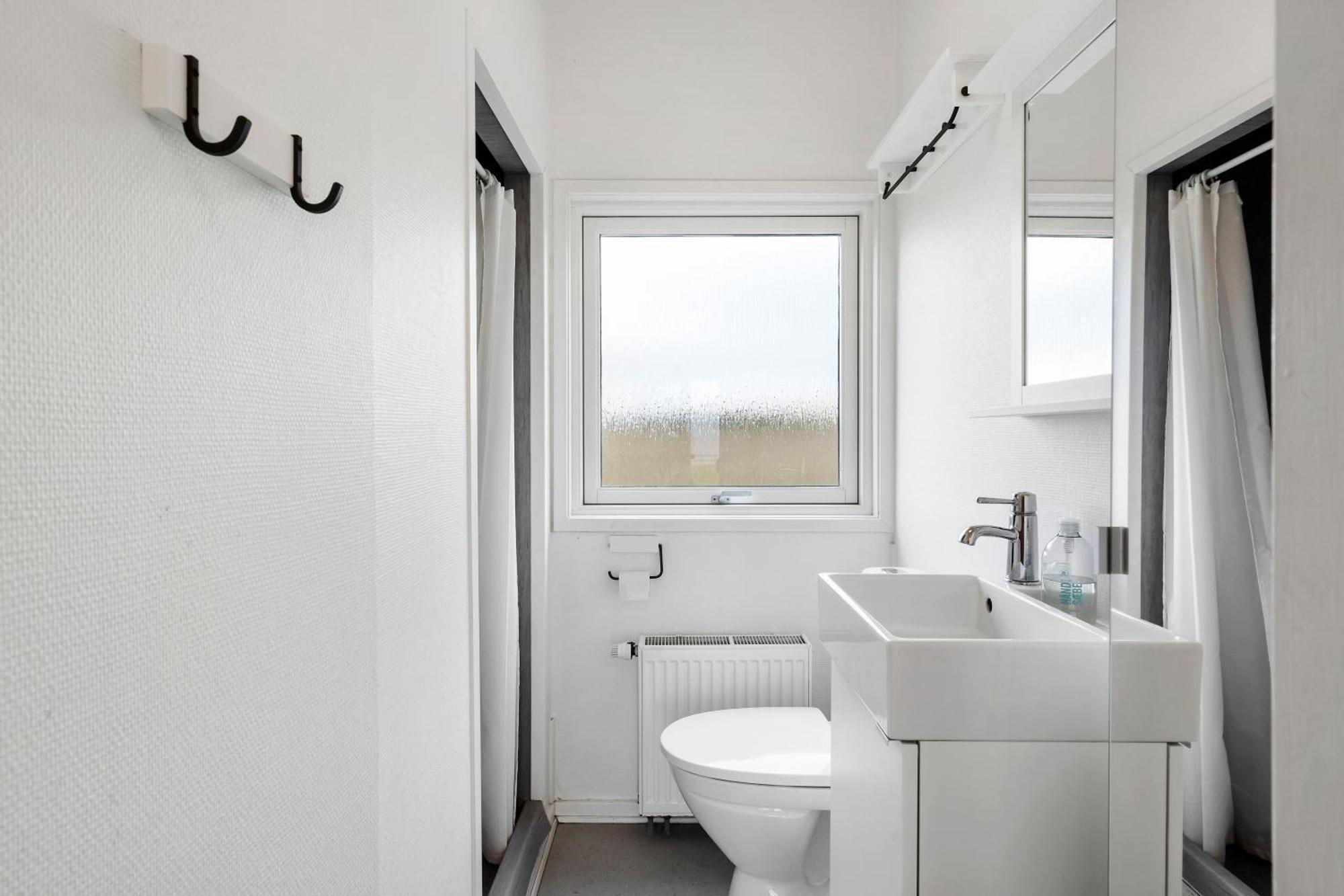 Immaculate 2-Bed House At The Beach 12H Brenderup Exterior foto